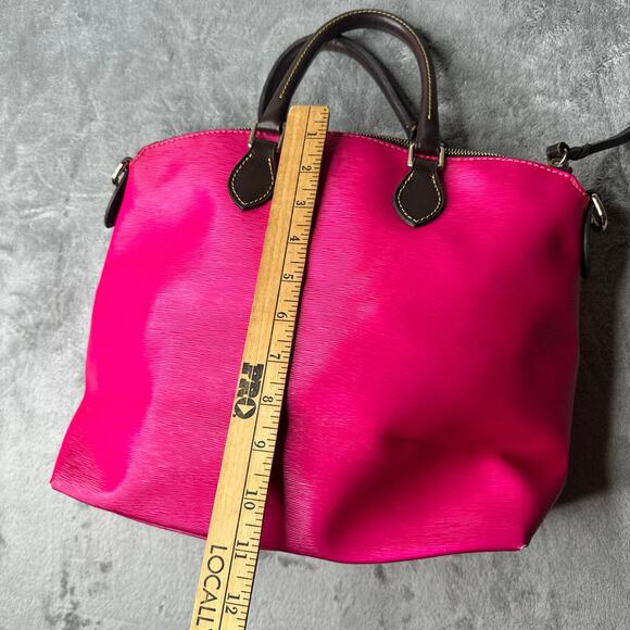 Dooney & Bourke Women’s Handbag Hot Pink Dillen Double Pocket no cross strap - Picture 10 of 12